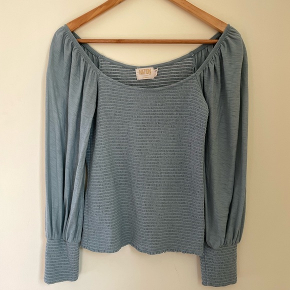 Nation LTD Iona Smocked Renaissance Tee in Dusty Blue Large - Picture 2 of 9